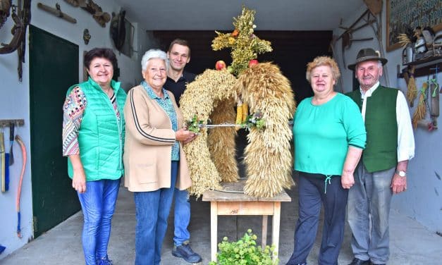 Helfende Hände für ein festliches Erntedank