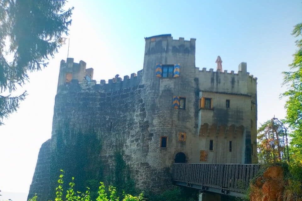 Die Legende der sinkenden Burg Grimmenstein